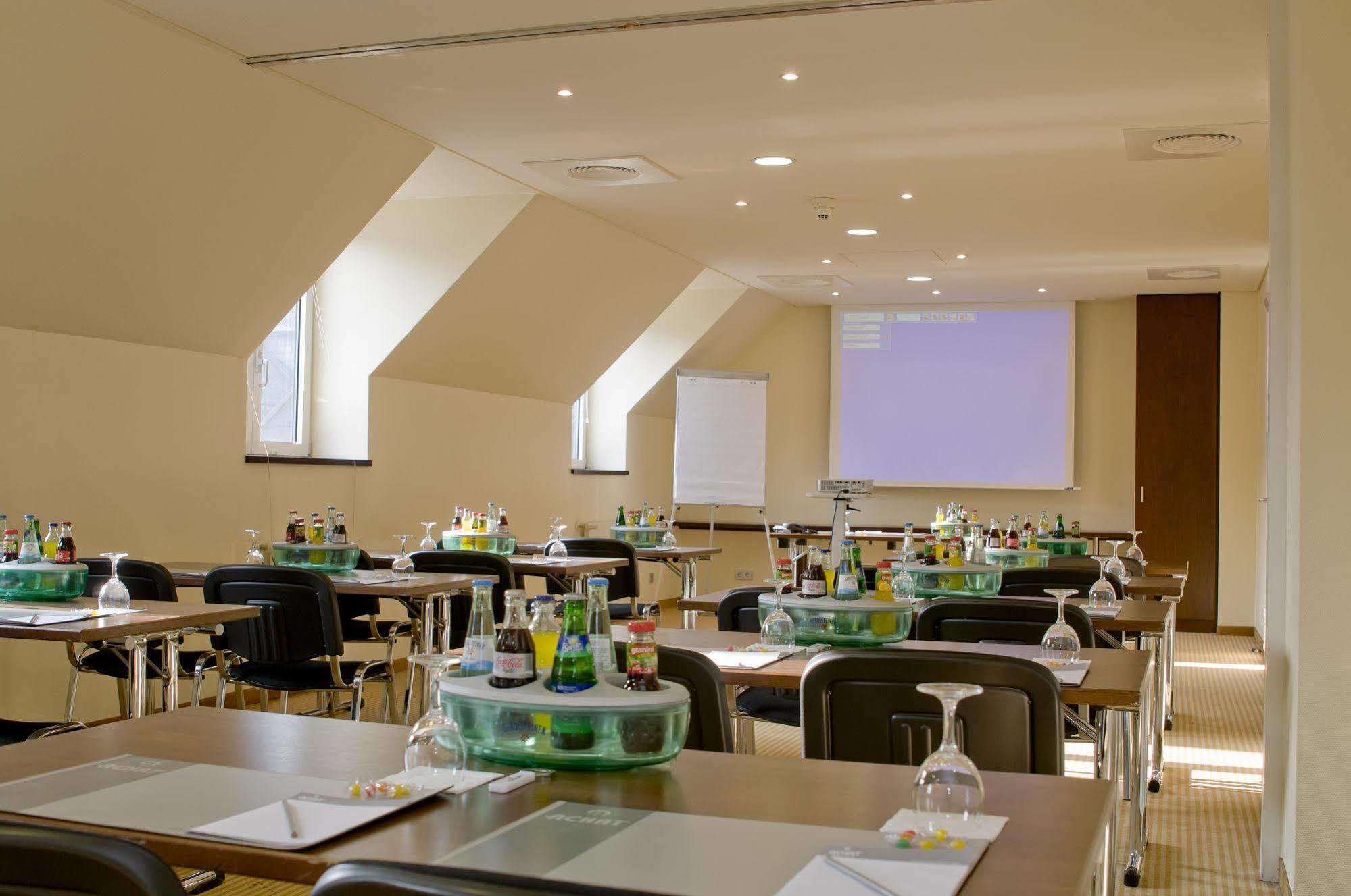 Achat Hotel Wiesbaden City Екстер'єр фото